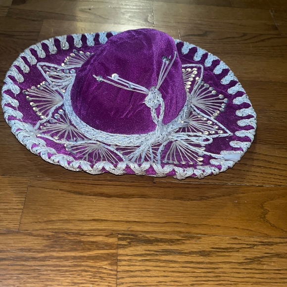 Ju-la Mexican Sombrero maroon and silver Well Made Hat Head 8" Length 16" Round - Picture 1 of 12